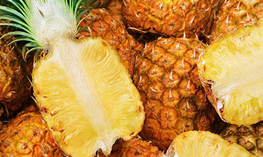 Natural & organic face scrubs image